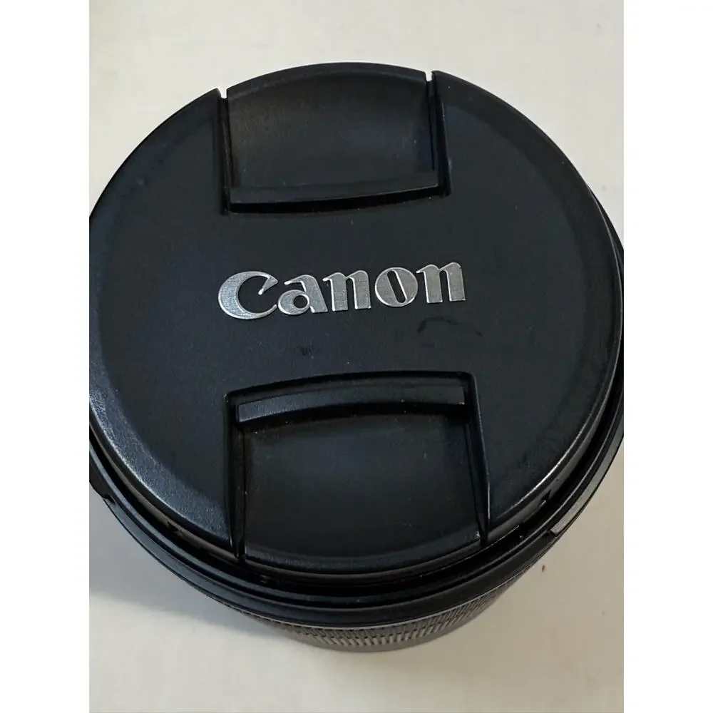 Canon RF85mm F2 Macro Is STM Lens for Canon RF Mount Excellent Condition